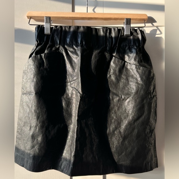 Zara Lather Mini Skirt Size XS - Picture 1 of 6